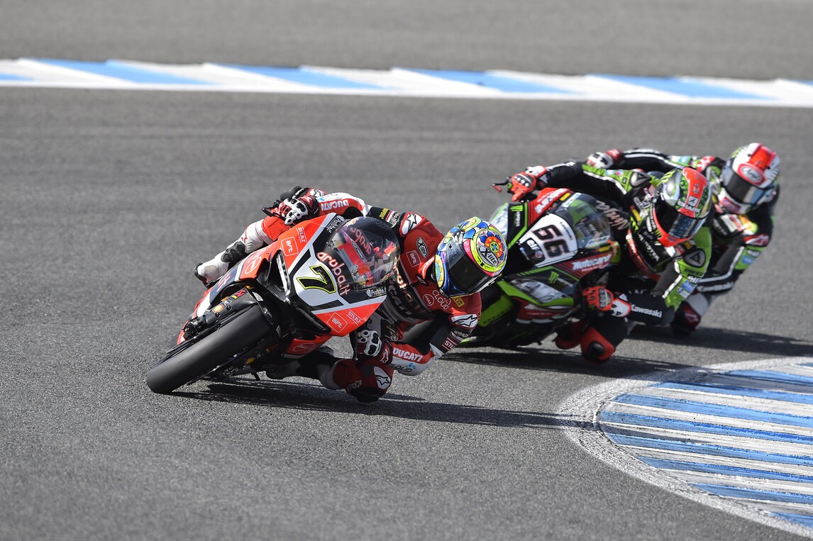SBK Qatar: Rea, due punti per la doppietta. E dietro sarà battaglia