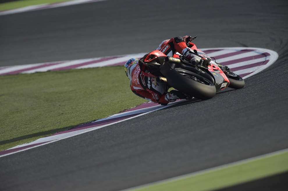 SBK Qatar, gara2: Davies da impazzire ma non basta