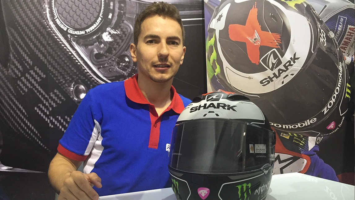 Lorenzo a EICMA: "Rossi veloce a 37 anni? Tanto di cappello"