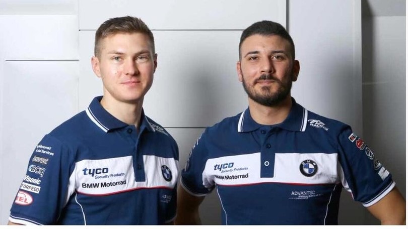 Giugliano nel British Superbike con Tyco BMW