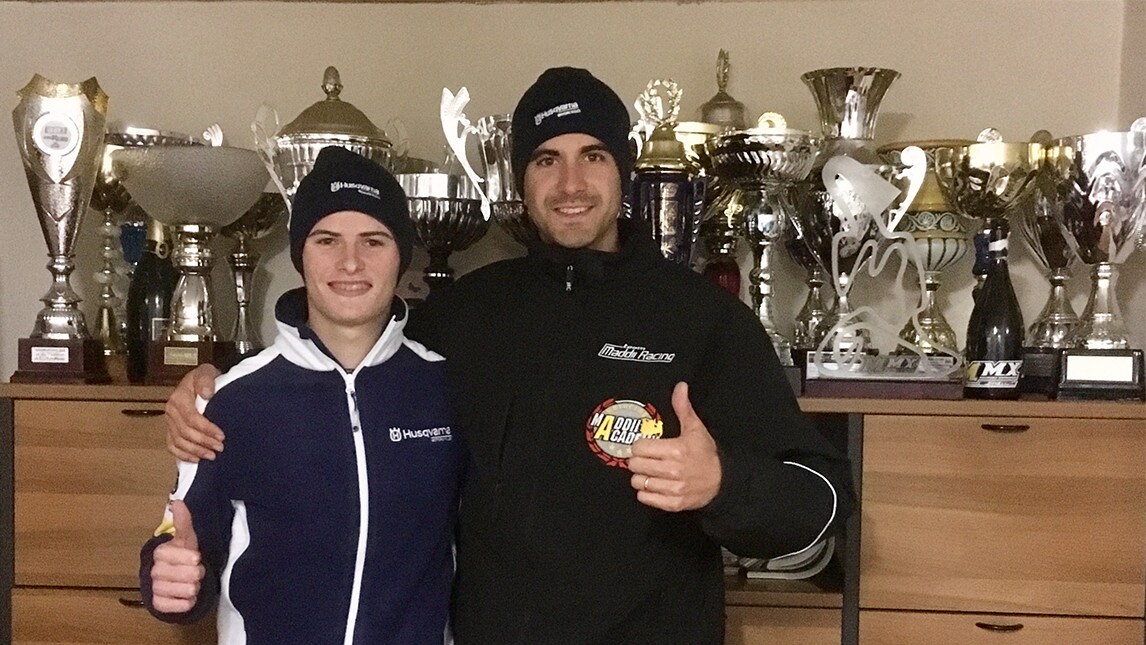 Motocross: Team Maddii al completo