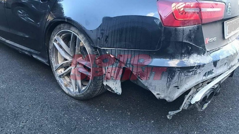 Valentino Rossi "piega" troppo con l'Audi RS6