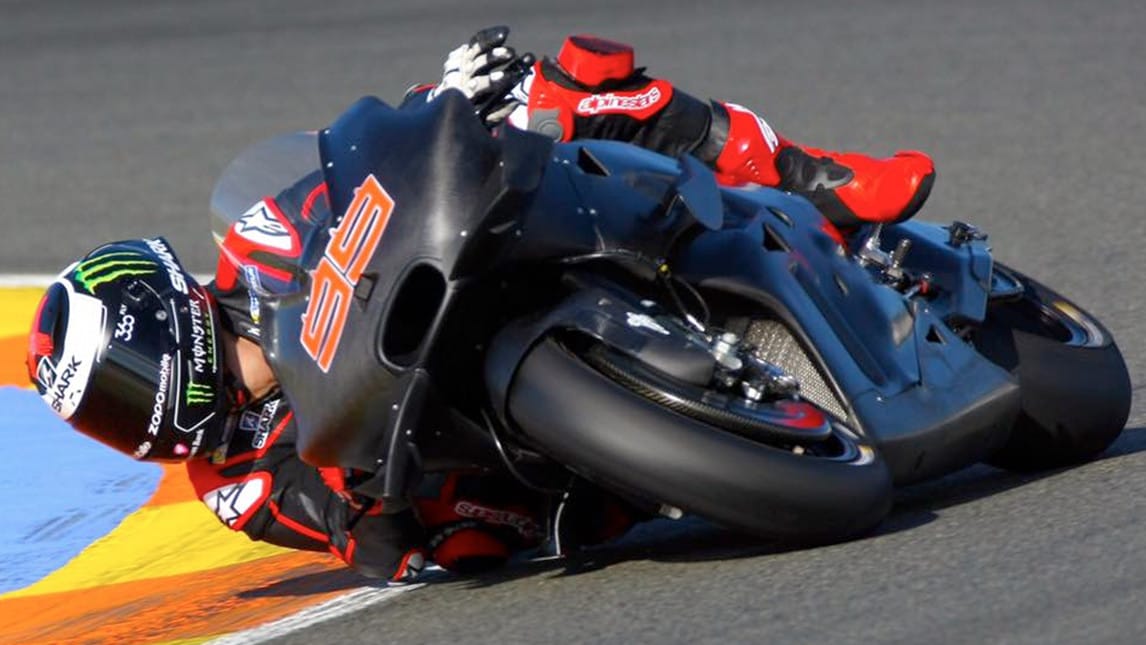 MotoGP, Ciabatti: "La Ducati 2017 sviluppata per Lorenzo"