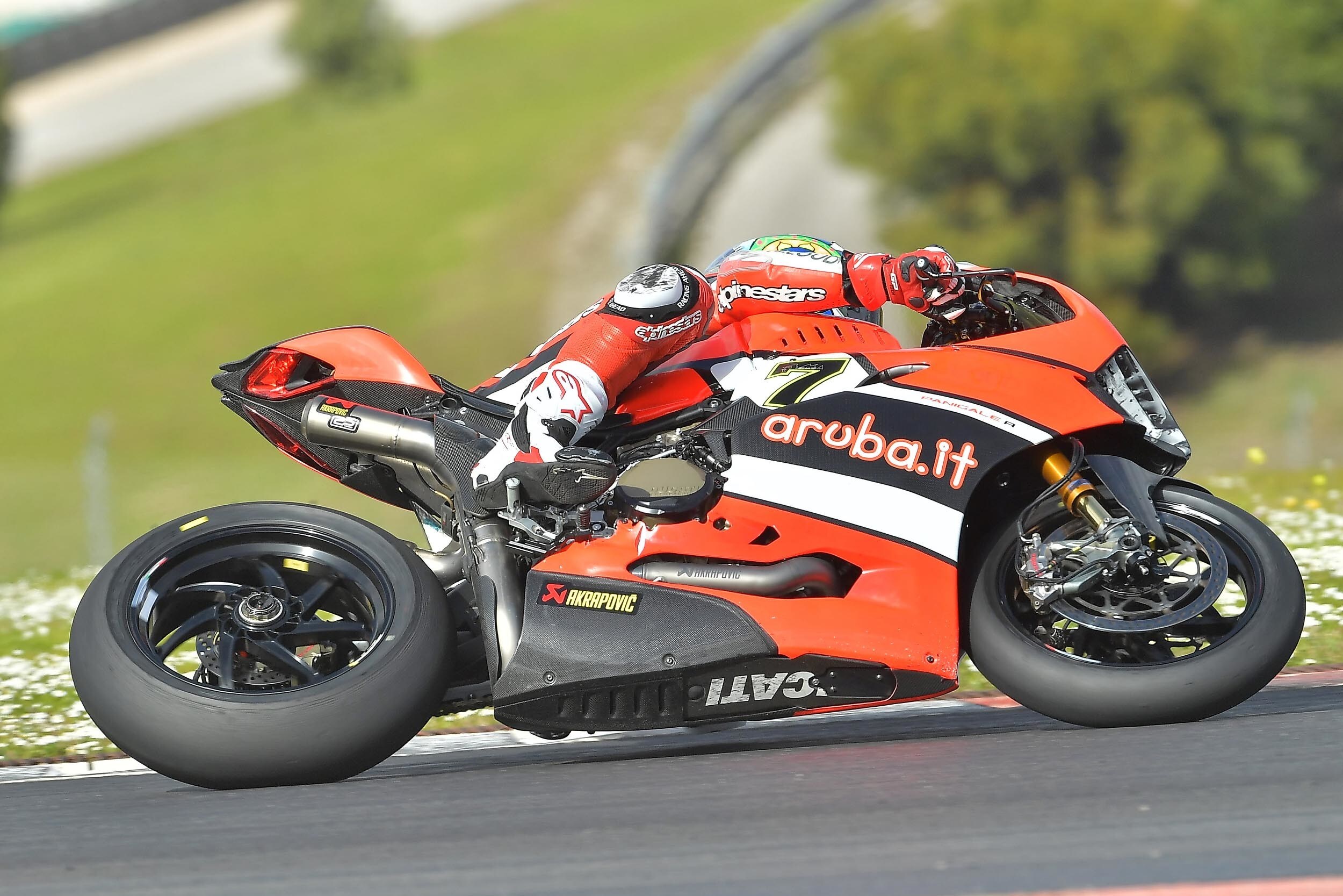 SBK, test Portimao: a Davies il day one