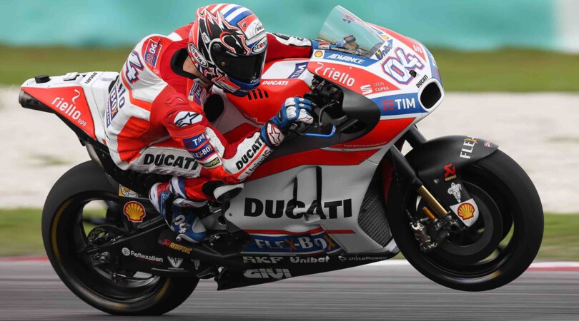 MotoGp, test Sepang: gli scatti più belli