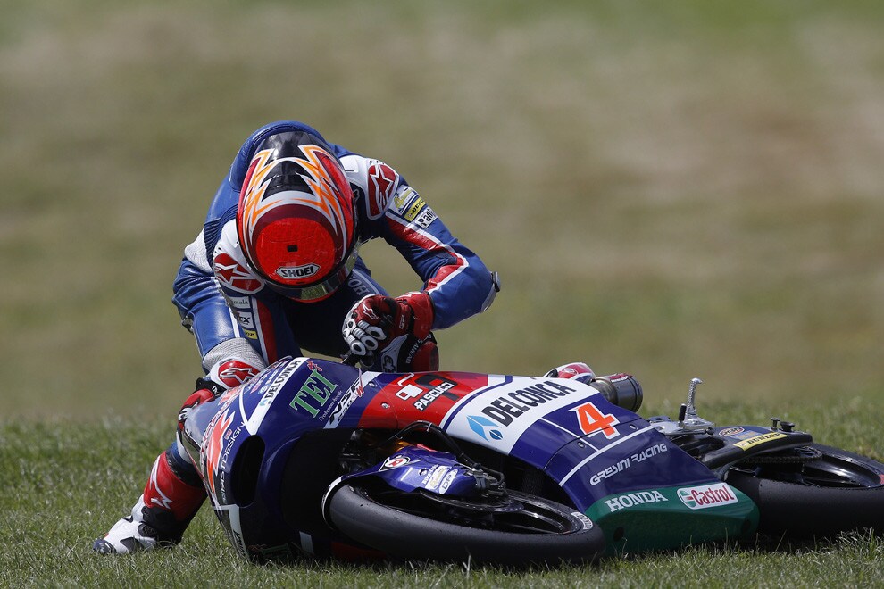 Moto3: clavicola fratturata per Di Giannantonio