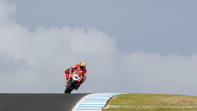 SBK, test Phillip Island: il Day1 è di Forés