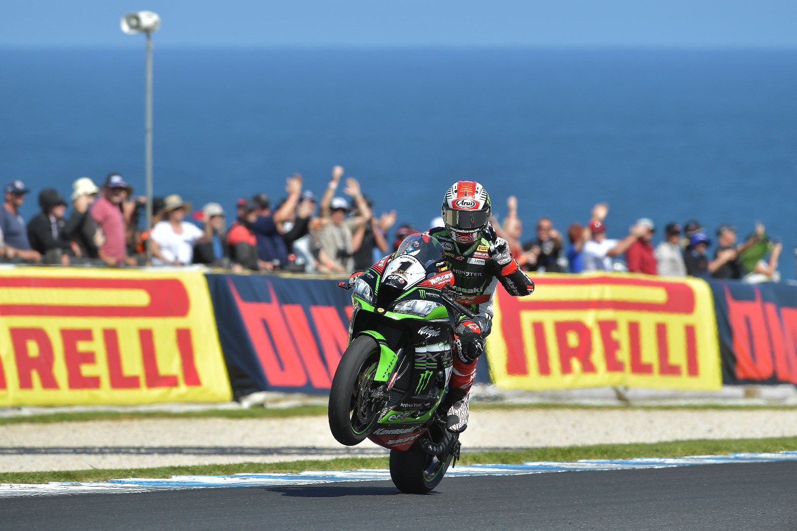 SBK Phillip Island, gara1: Rea, ancora lui