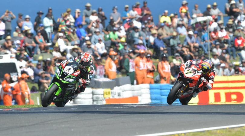 SBK Phillip Island, gara2: Rea davanti a Davies, podio Melandri
