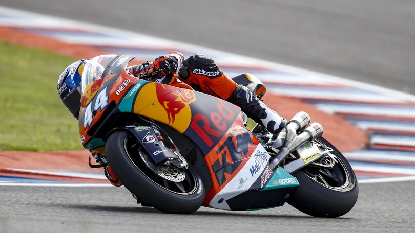 Moto2 Argentina, QP: Oliveira porta la KTM in pole