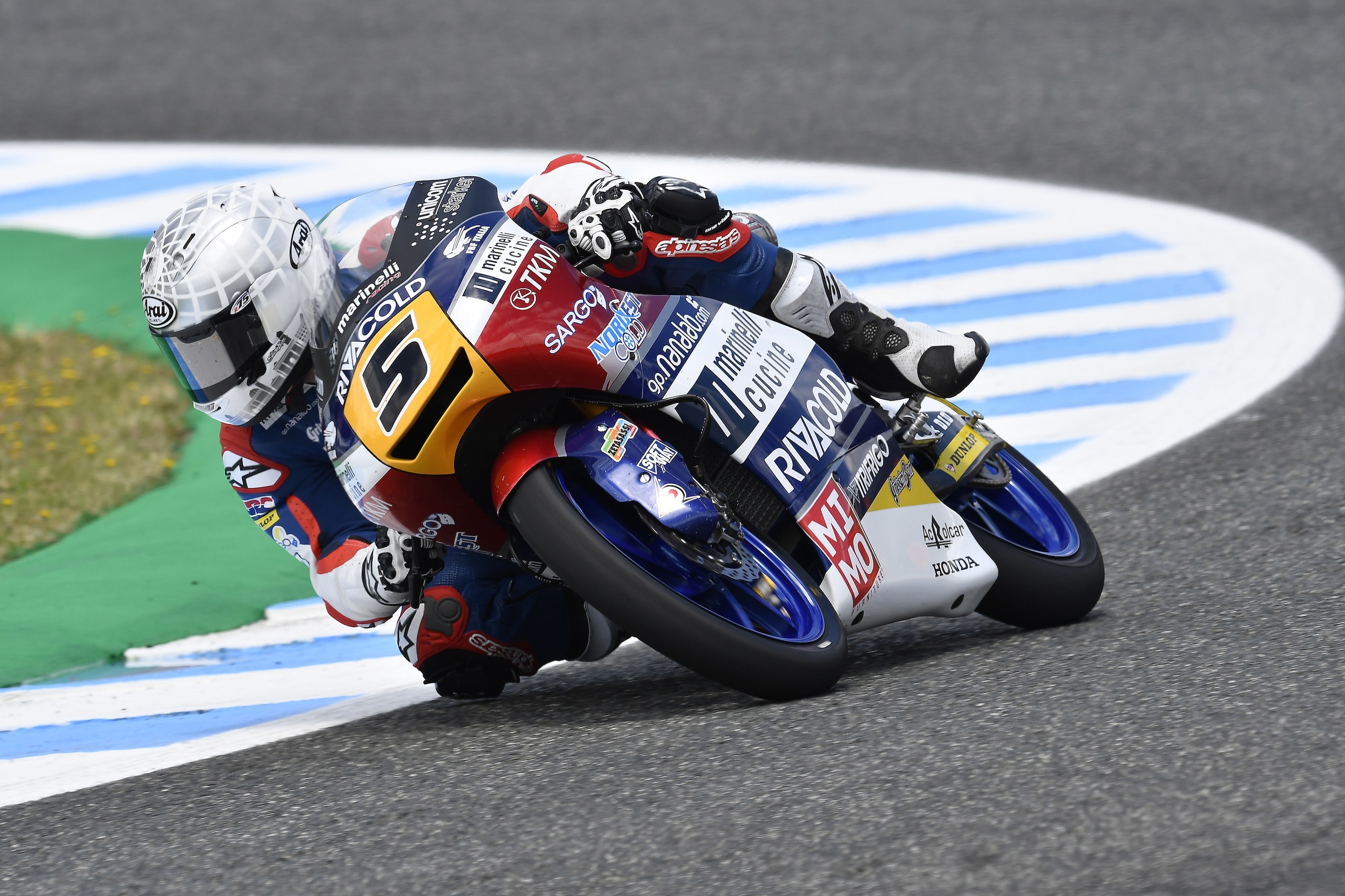 Moto3 Jerez, gara: Canet beffa Fenati in volata