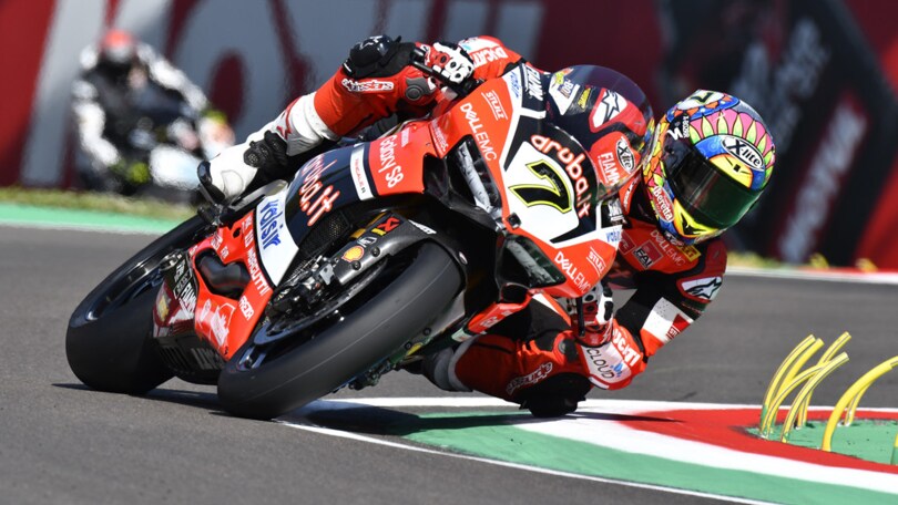 SBK Imola, gara1: Davies dopo la bandiera rossa