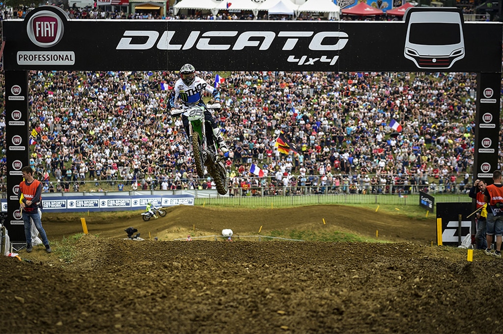 MXGP Francia, vince Desalle, Cairoli allunga