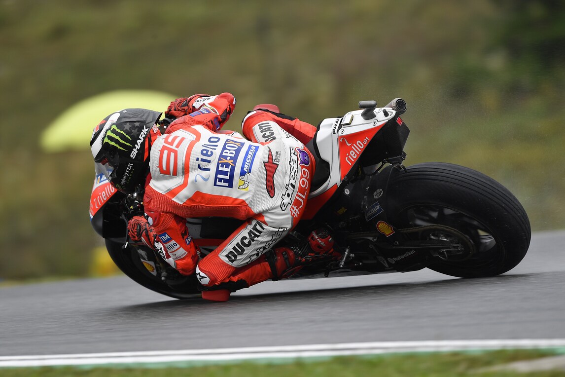 MotoGP Brno, Lorenzo: “potremo lottare per il podio”