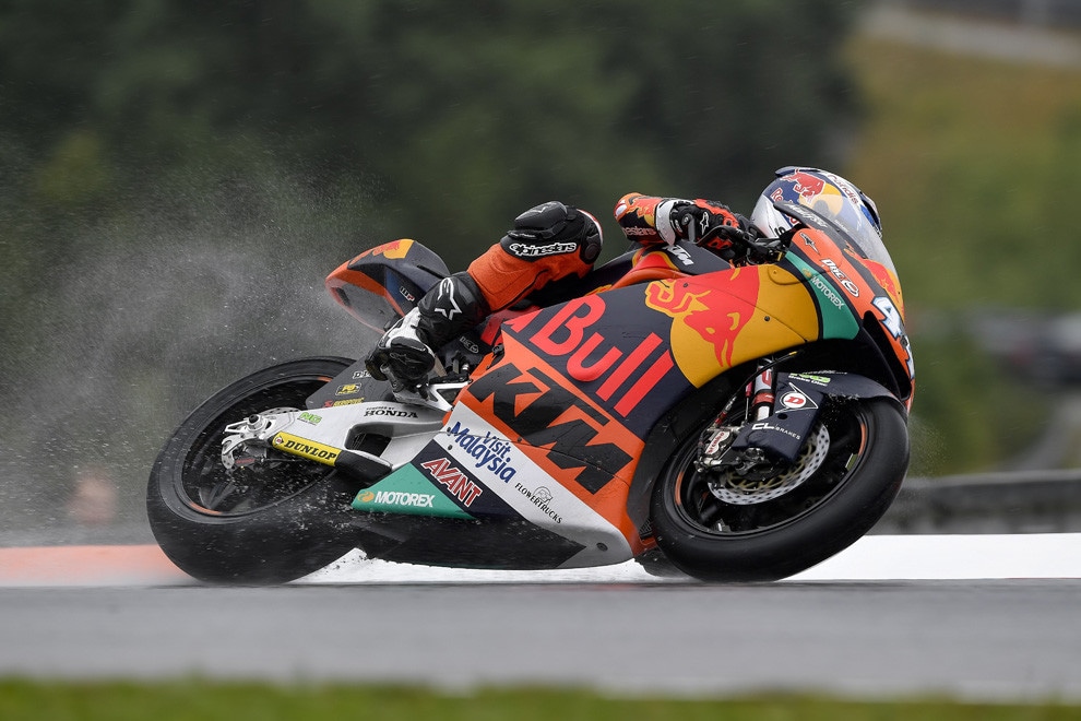 Moto2 Austria, FP1: Oliveira precede la pioggia