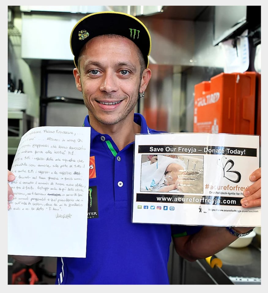 I piloti della MotoGP per la piccola Lizzie Freyja