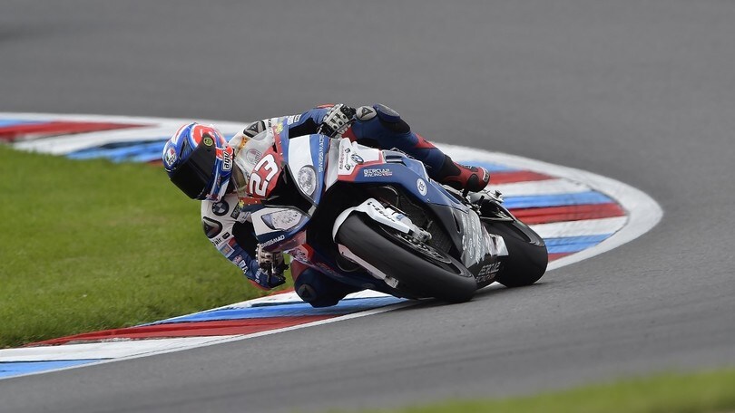 STK 1000 Germania, la pole position è di Sandi