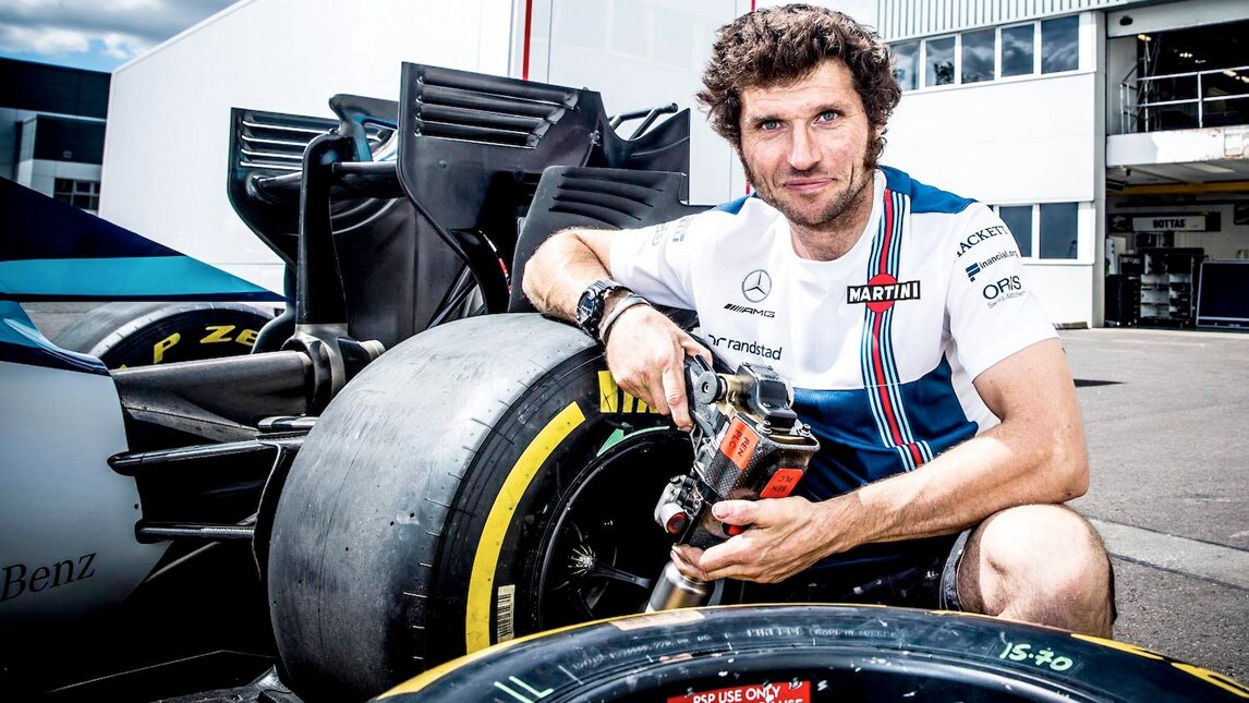 Guy Martin meccanico di F1