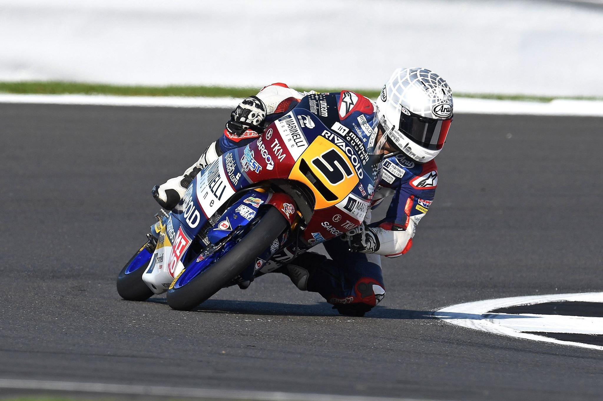 Moto3 Silverstone, Fenati si prende la pole position