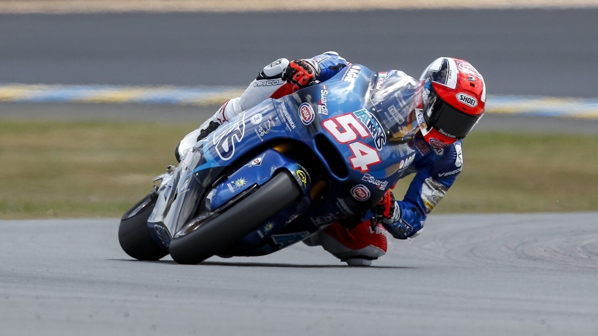 Moto2 Silverstone, Pasini centra la pole position