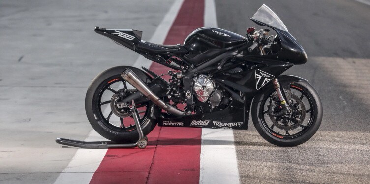 Triumph testa il nuovo motore per la Moto2
