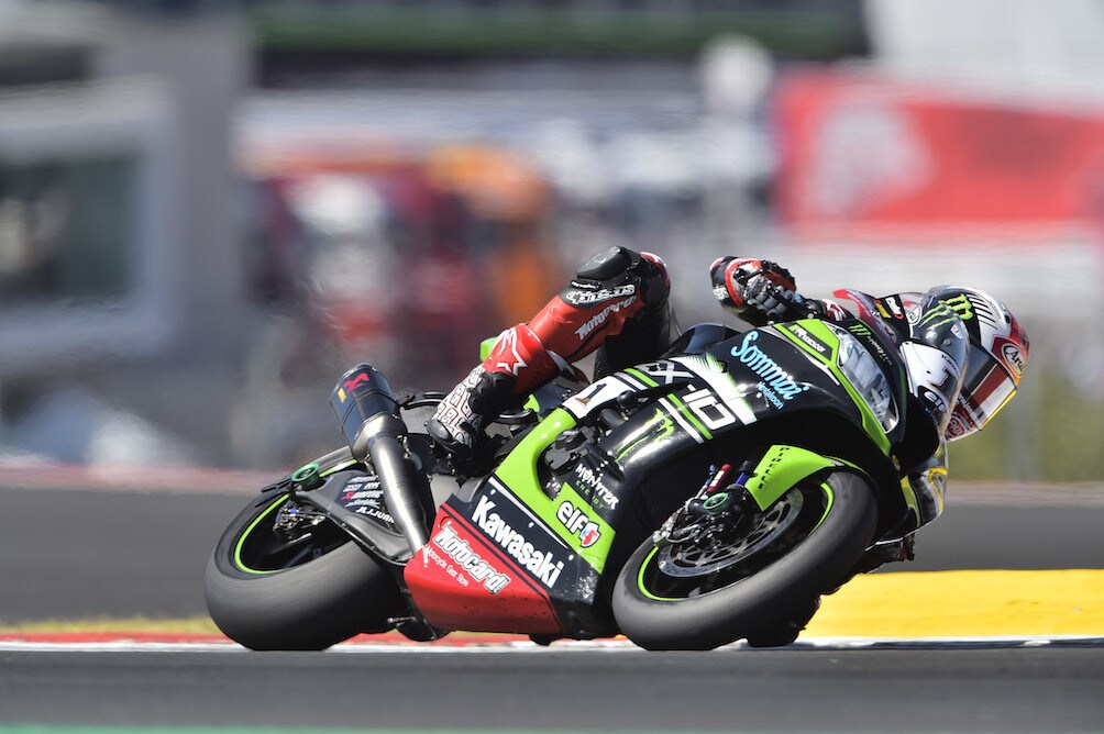 SBK Portimao, Rea imbattibile in Gara1. Le Ducati sul podio