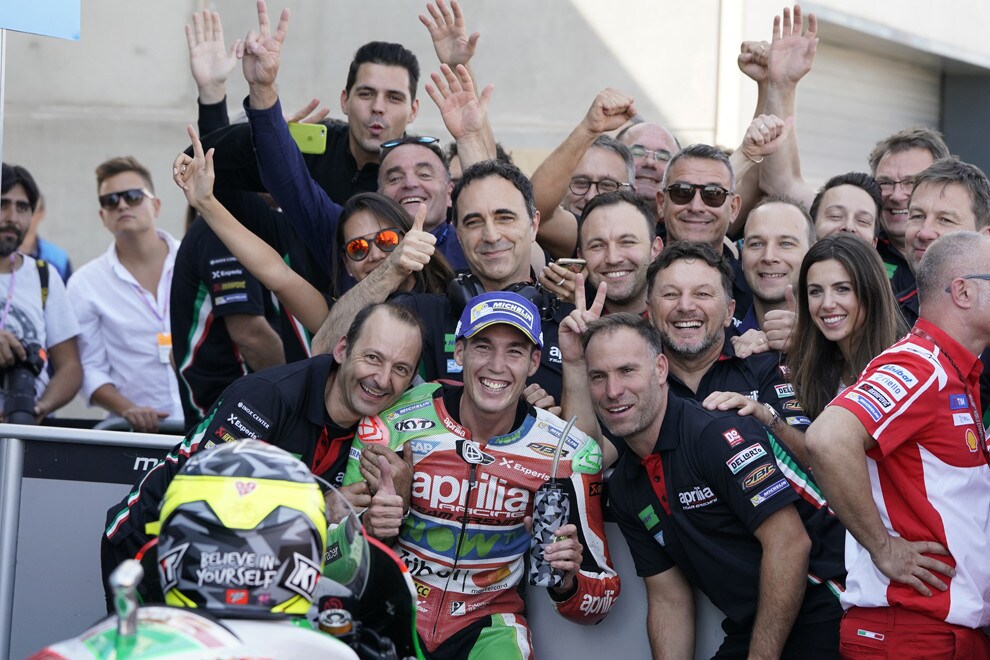 Aprilia sempre più al top con Espargarò