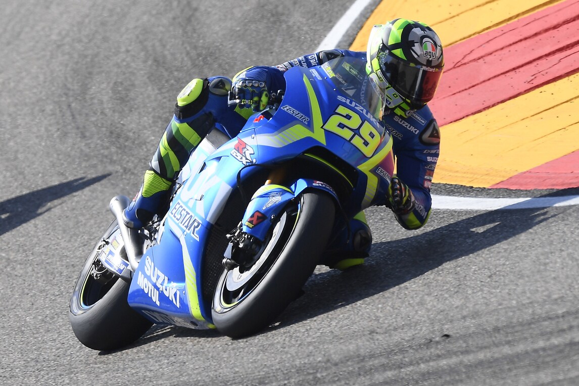 Iannone dichiara "amore" alla Suzuki e guarda al 2018