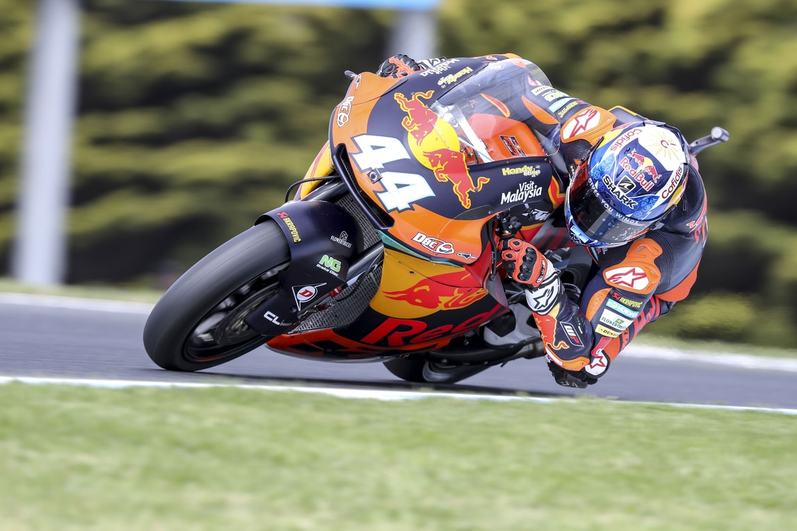 Phillip Island, Moto2: vittoria di Oliveira, Morbidelli sul podio