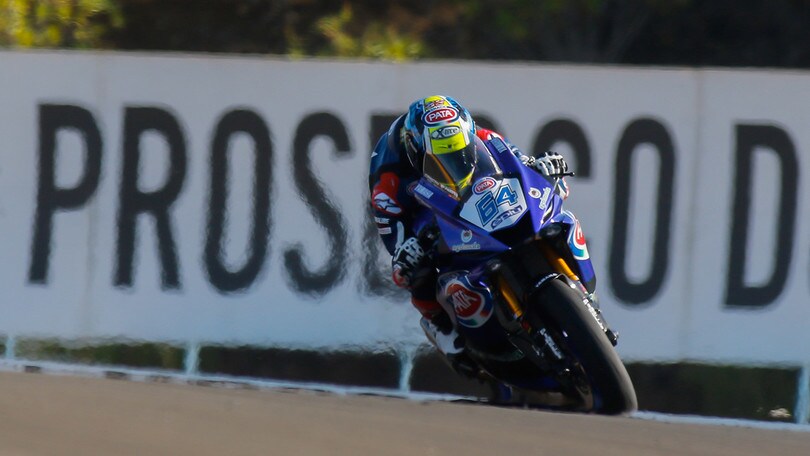Supersport Jerez: la vittoria di Caricasulo