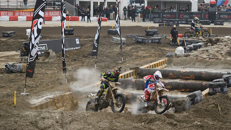 Superenduro e Supermoto a EICMA