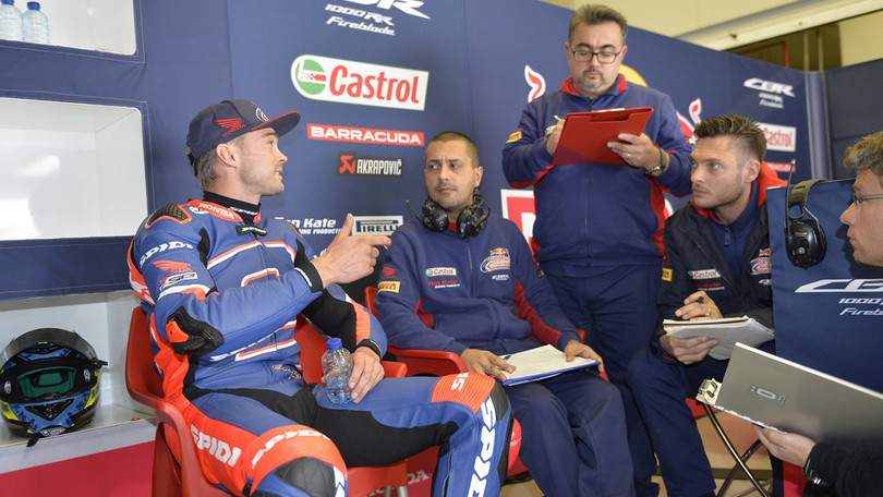 SBK Camier: "Ecco cosa c'è da migliorare sulla Honda"