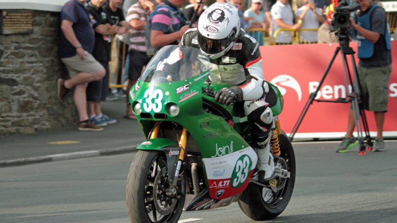 Italiani e lo stop al TT: il prezzo del rischio