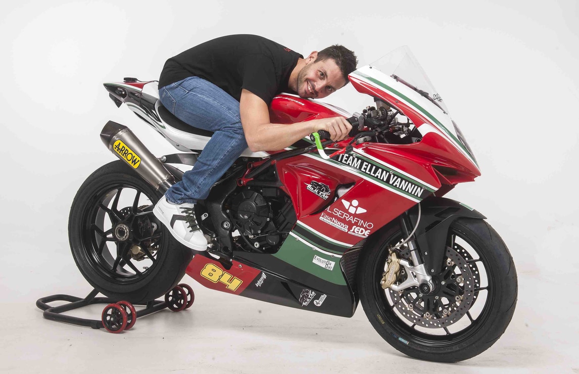 Michel Fabrizio con la MV Agusta del Team Ellan Vannin - FOTO