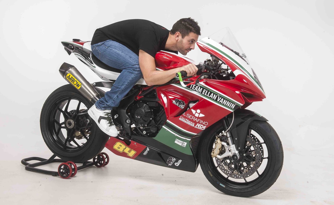 Michel Fabrizio con la MV Agusta del Team Ellan Vannin - FOTO