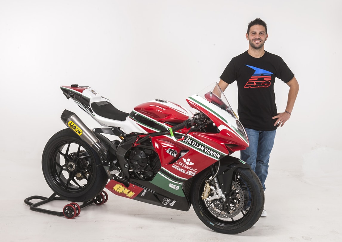 Michel Fabrizio con la MV Agusta del Team Ellan Vannin - FOTO