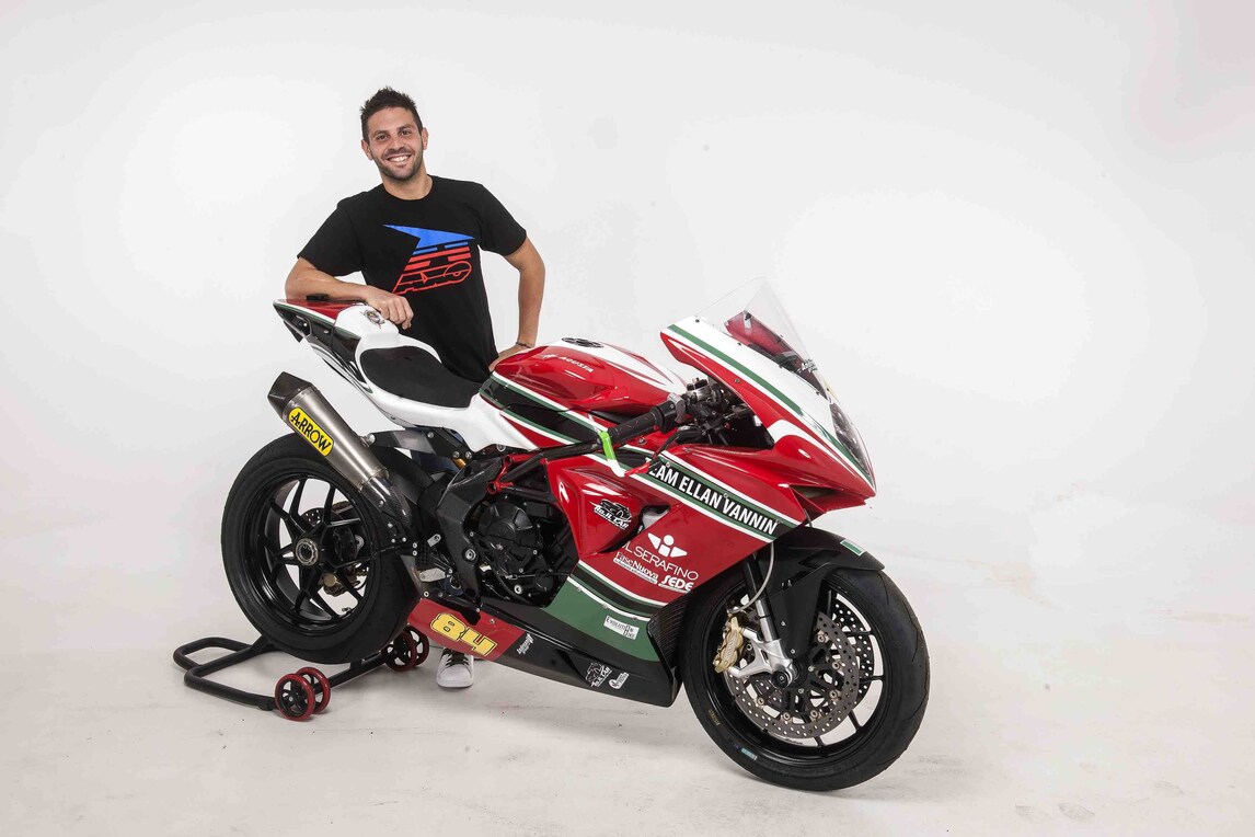 Michel Fabrizio con la MV Agusta del Team Ellan Vannin - FOTO