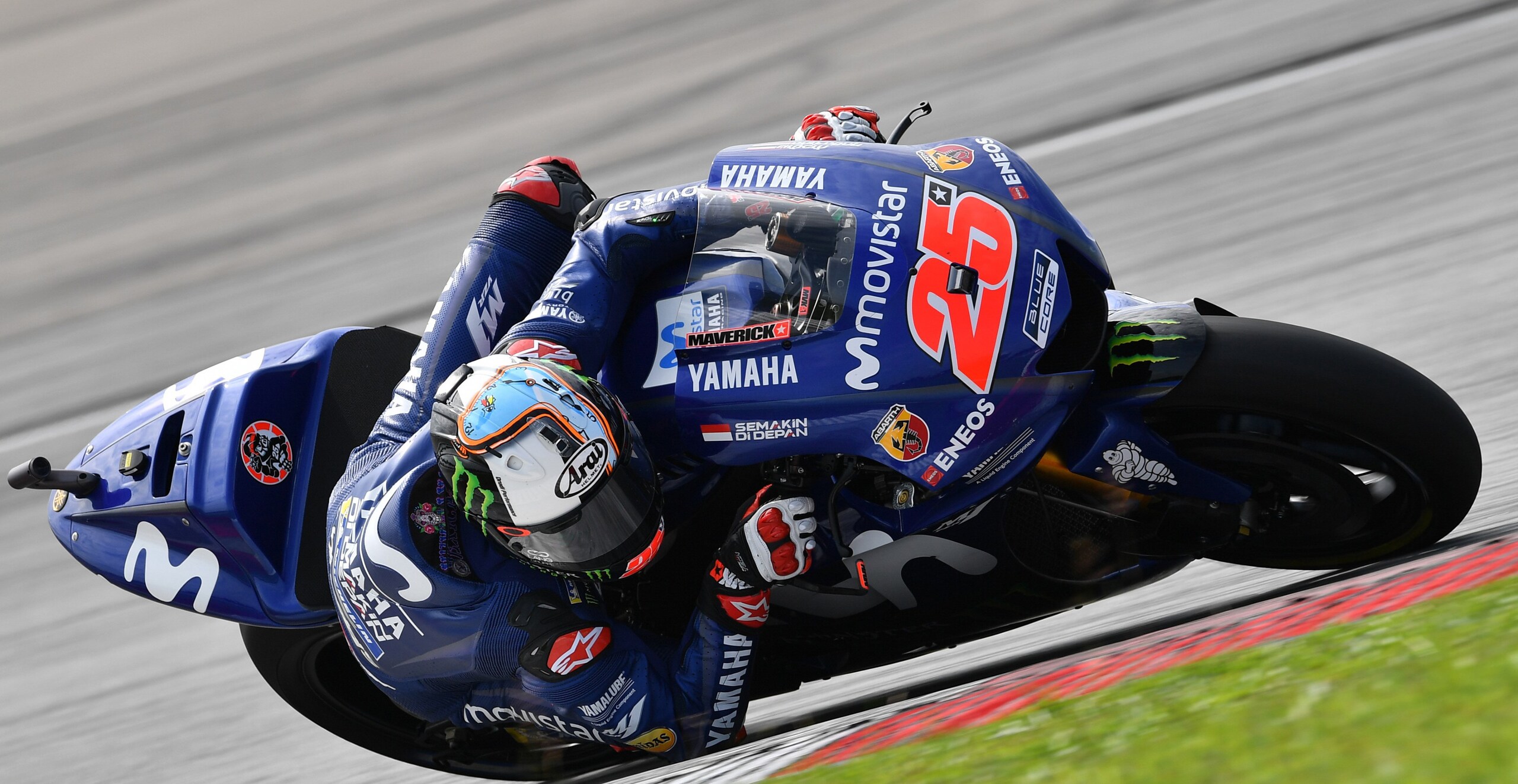 Sepang test, day2: Vinales e Rossi, le Yamaha 2018 volano