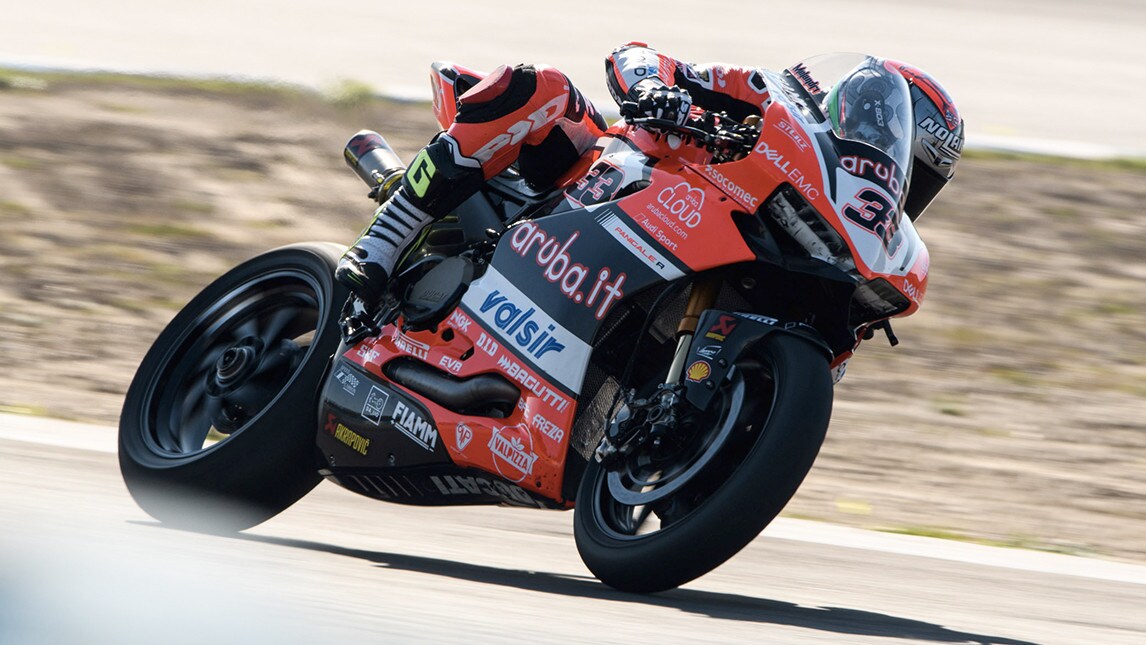 SBK: test a Portimao impegnativo per Ducati