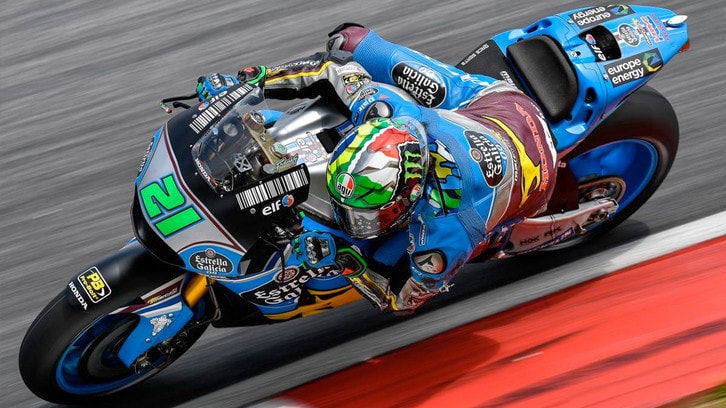 MotoGP, Morbidelli apprendistato con caduta