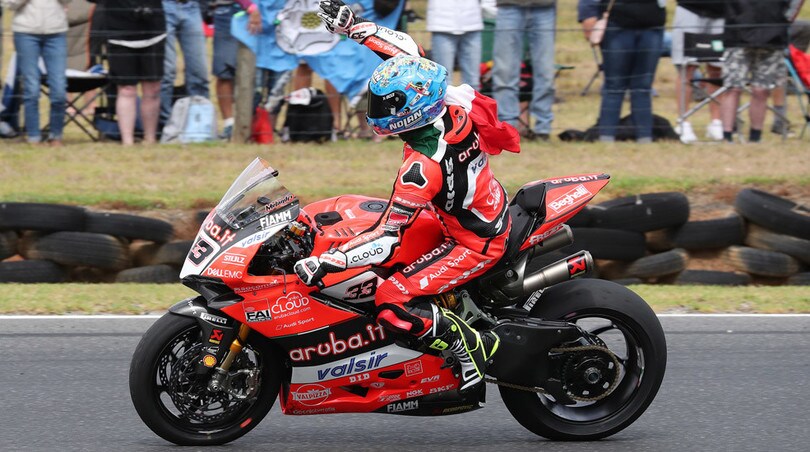 SBK Australia, gara1: Melandri, rimonta e vittoria!