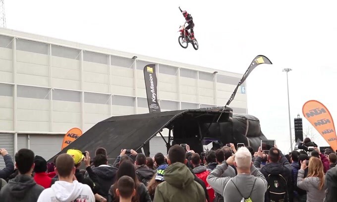 Motodays 2018: la "corsa" al salto più bello - VIDEO
