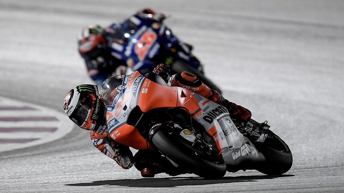 MotoGP Qatar, Lorenzo: 'Problema ai freni e mi sono lasciato cadere'
