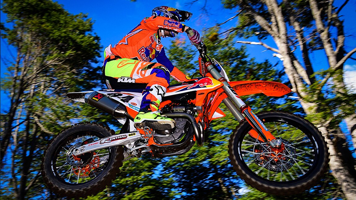 MXGP: tutti contro Herlings al Red Sand