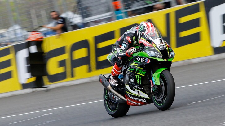 SBK Thailandia, Rea domina il Day1