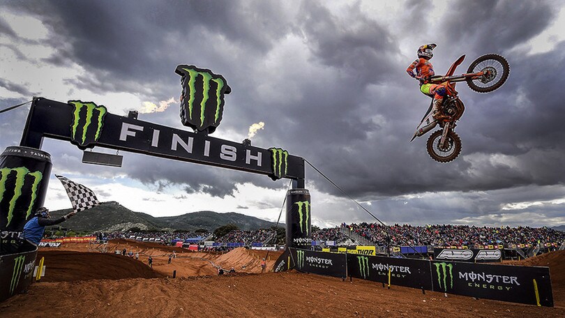 MXGP: Cairoli domina al Redsand