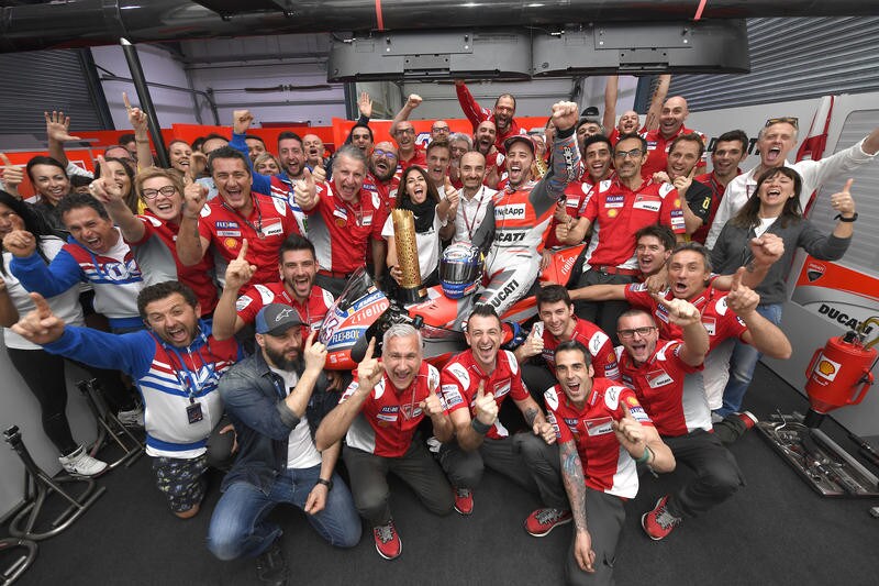Dovizioso e il futuro: “Diventare ancora papà e vincere il titolo”