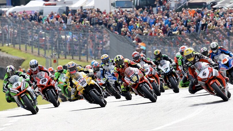 Motori accesi a Donington Park per la BSB