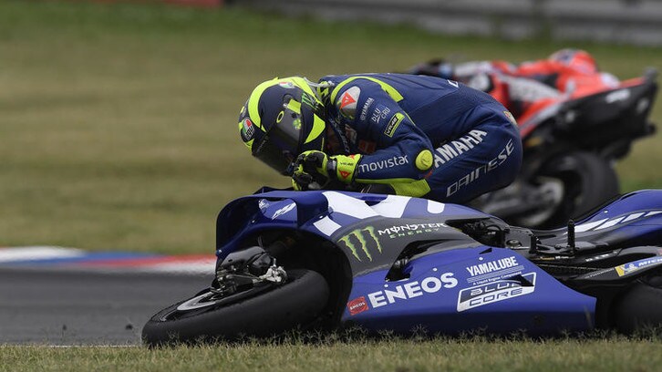 Rossi: “Così si distrugge il nostro sport”