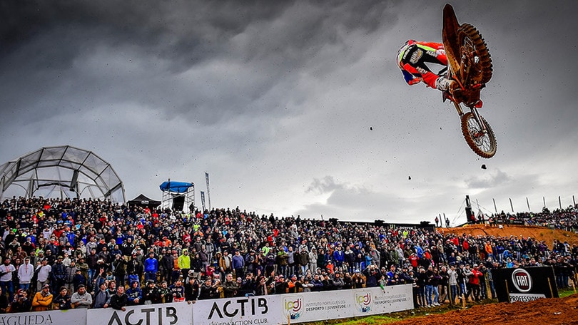 MXGP: Herlings vola in Portogallo